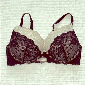 Victoria’s Secret push up bra